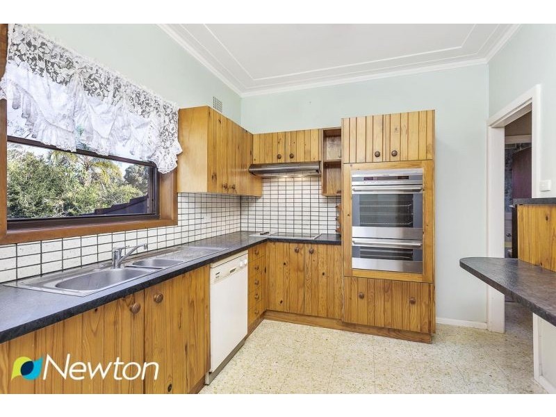 6 Omaru Avenue, Miranda NSW 2228