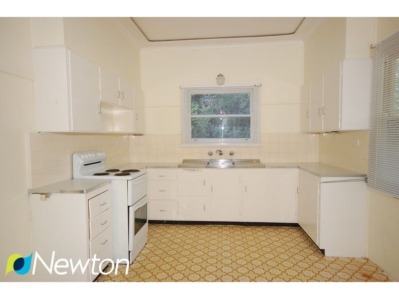 208 President Avenue, Miranda NSW 2228