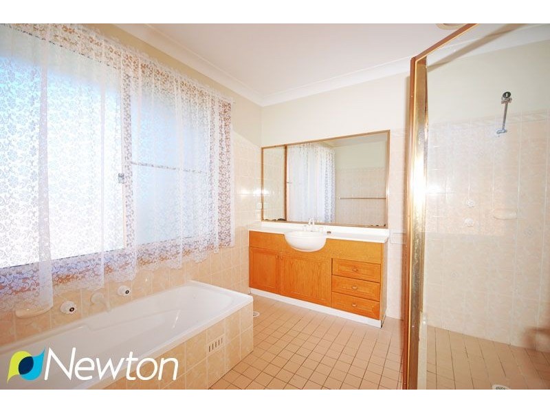 273 Gymea Bay Rd, Gymea Bay NSW 2227