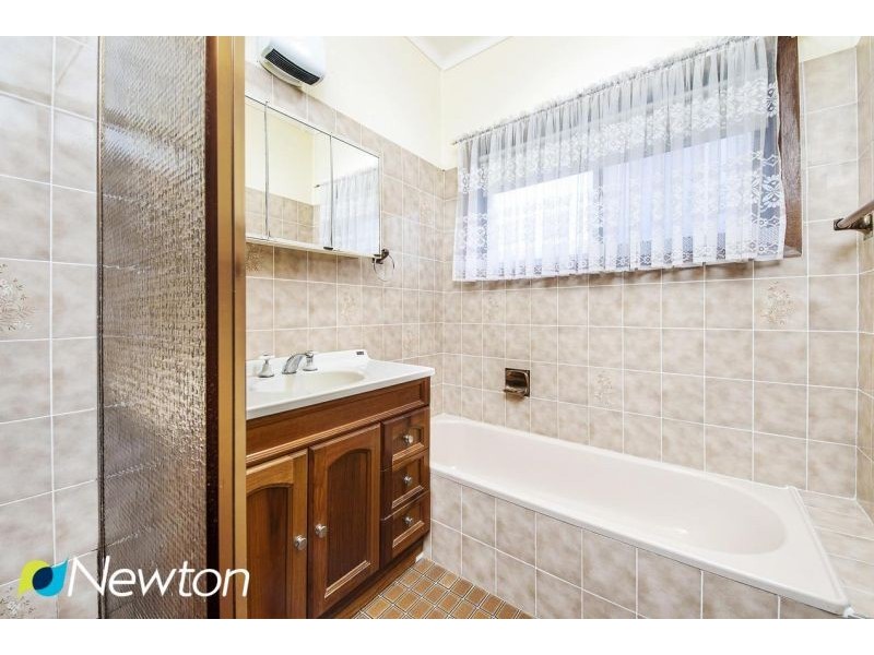 239 Box Rd, Sylvania NSW 2224