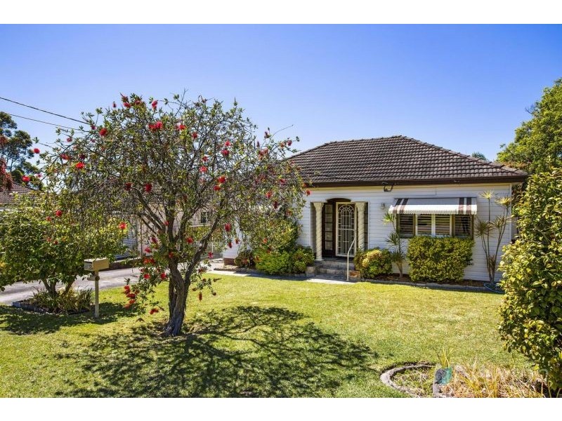 10 Balfour Avenue, Caringbah NSW 2229
