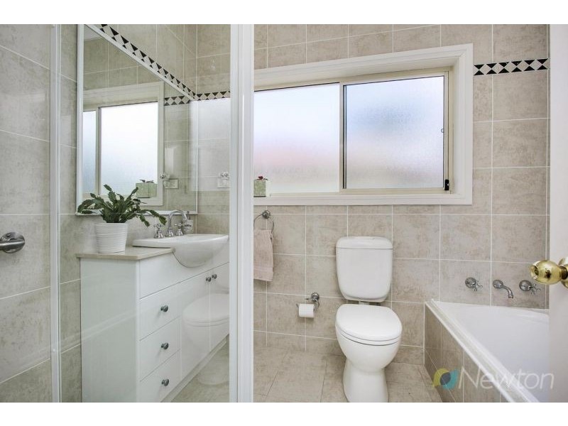 1/6 Telopea Avenue, Caringbah South NSW 2229