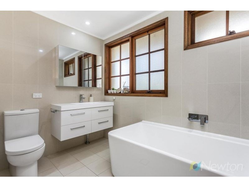 20 Forest Road, Yowie Bay NSW 2228