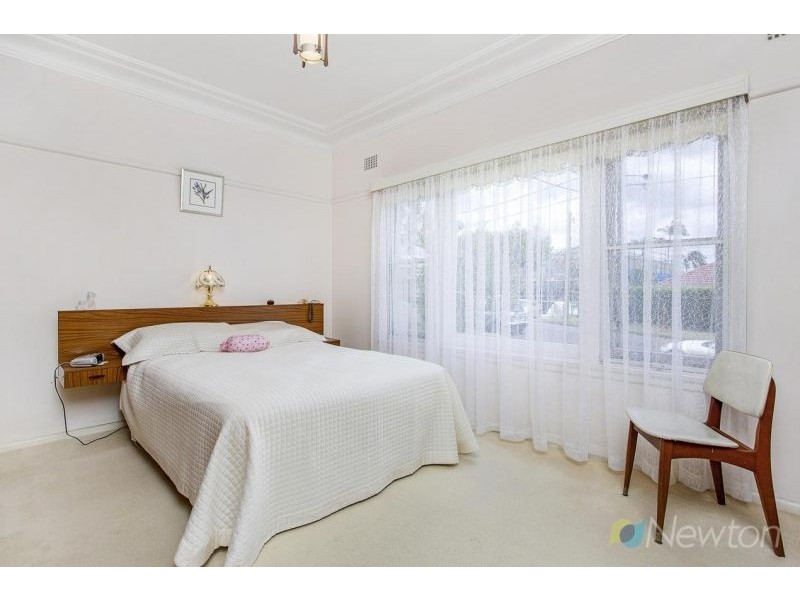 2 Meldrum Avenue, Miranda NSW 2228