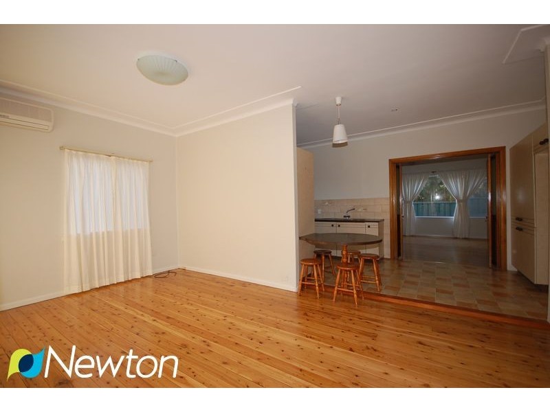 8 Mundakal Avenue, Kirrawee NSW 2232