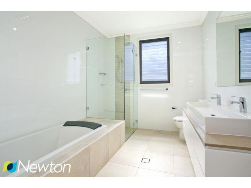 121 Gannons Road, Caringbah NSW 2229