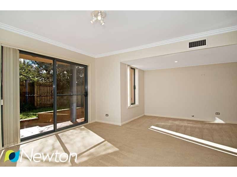6/6 Mowbray Street, Sylvania NSW 2224