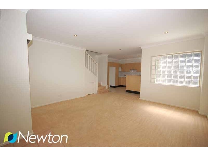 8/7-13 Taylor Close, Miranda NSW 2228