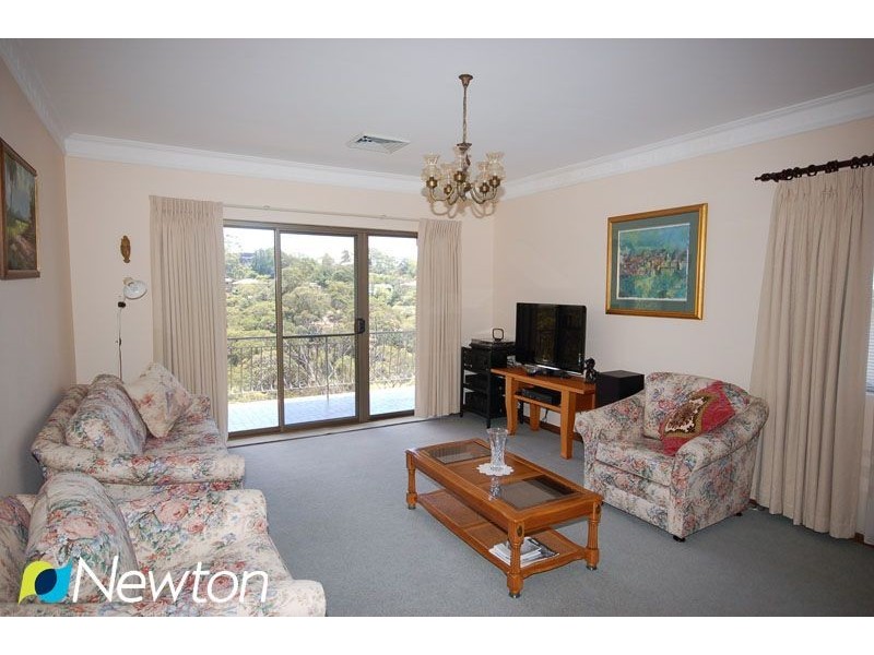 4B Valleyview Crescent, Engadine NSW 2233