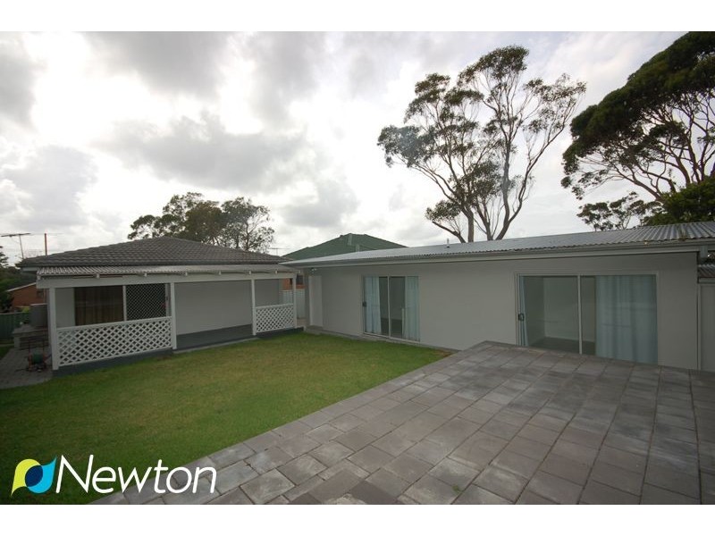 12 Westward Street, Kareela NSW 2232