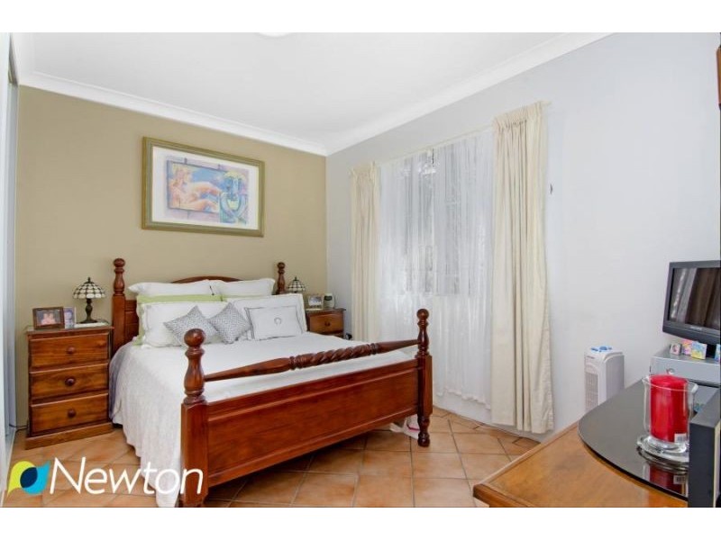 2/67 Flora Street, Kirrawee NSW 2232