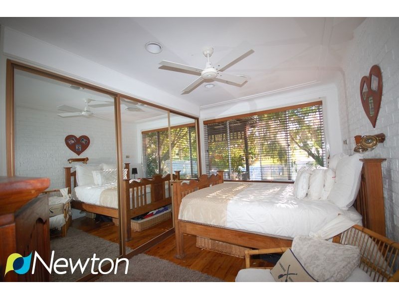 2 Crescent Road, Caringbah NSW 2229