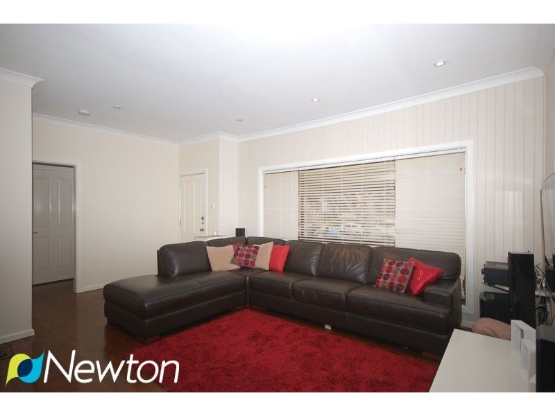 30 Auburn Street, Sutherland NSW 2232