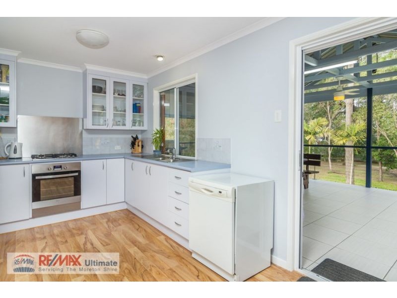 10 Riversleigh Road, Beachmere QLD 4510