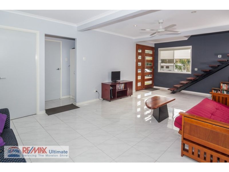 10 Riversleigh Road, Beachmere QLD 4510