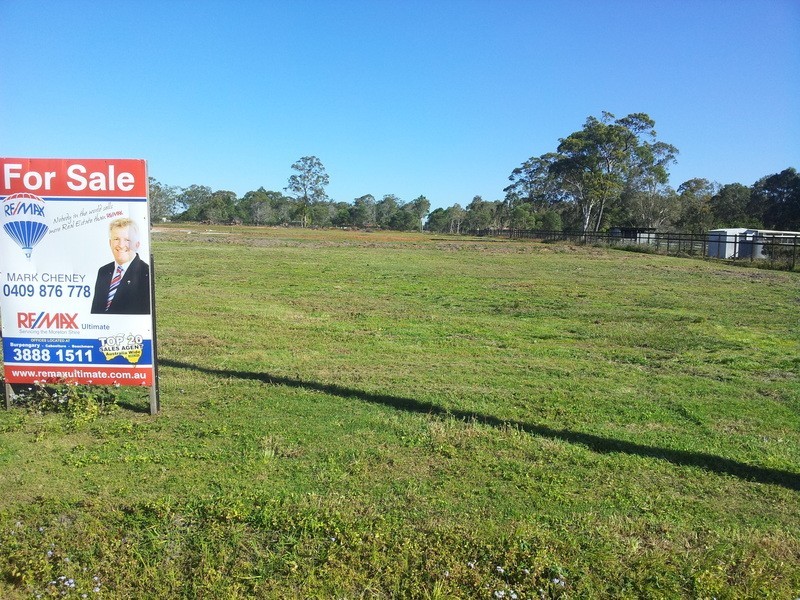 104 Cobb Rd, Burpengary QLD 4505