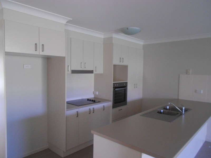 2/11 Sabin Street, Caboolture QLD 4510