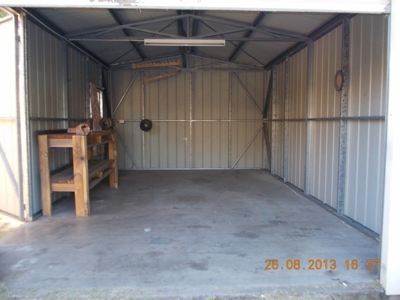 11 Intrepid Court, Beachmere QLD 4510