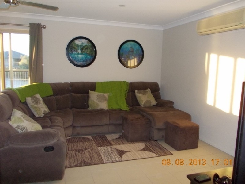 8 Coffey Court, Beachmere QLD 4510