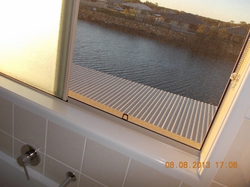 8 Coffey Court, Beachmere QLD 4510