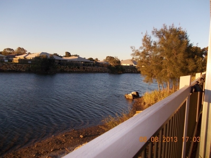 8 Coffey Court, Beachmere QLD 4510