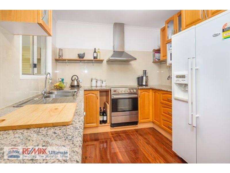 30 Moreton Terrace, Beachmere QLD 4510