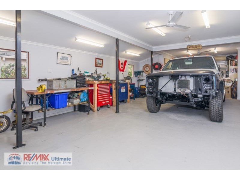 10 Riversleigh Road, Beachmere QLD 4510