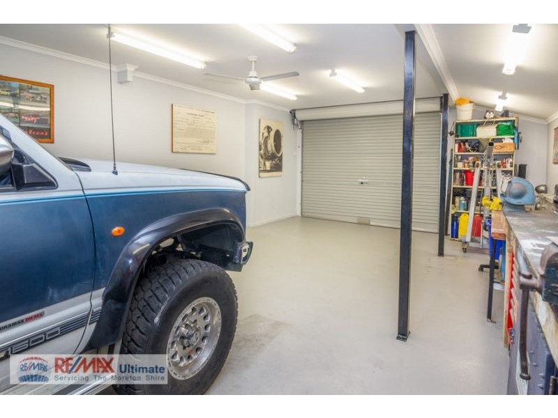 10 Riversleigh Road, Beachmere QLD 4510