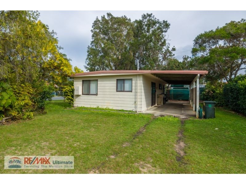 18 Trevor Street, Beachmere QLD 4510