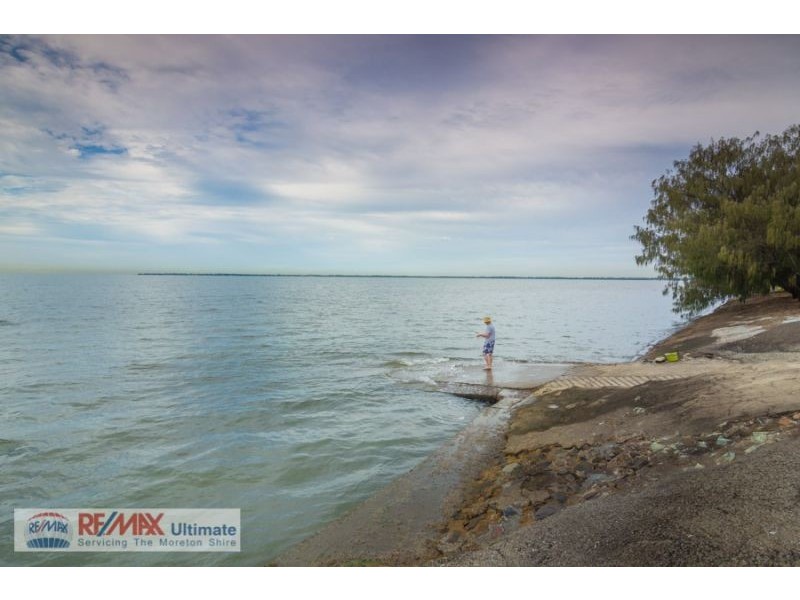 18 Trevor Street, Beachmere QLD 4510