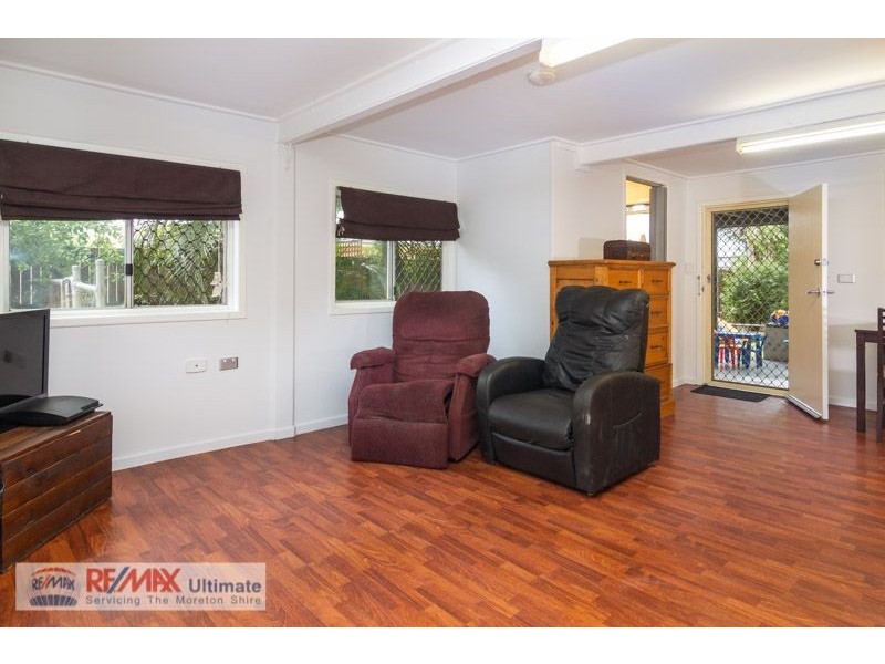 30 Moreton Terrace, Beachmere QLD 4510