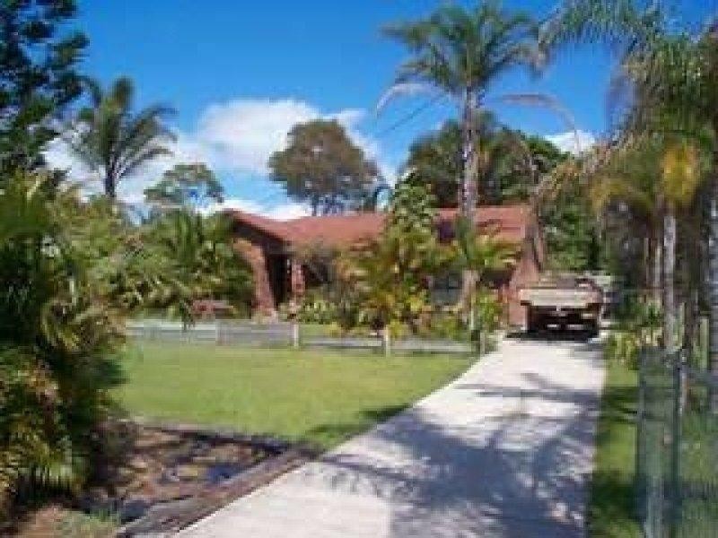 30 Bishop Road, Beachmere QLD 4510