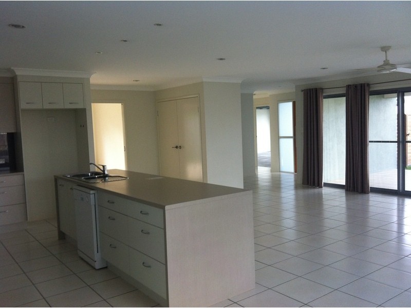 62 Wedgetail Circuit, Narangba QLD 4504