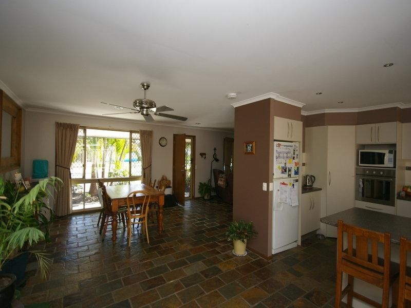 45 James Road, Beachmere QLD 4510