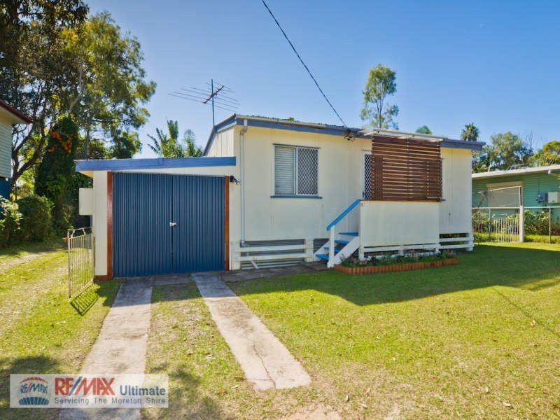 15 Amies Street, Beachmere QLD 4510