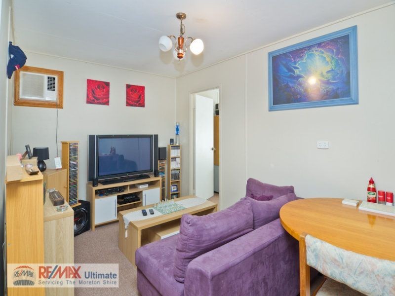 15 Amies Street, Beachmere QLD 4510