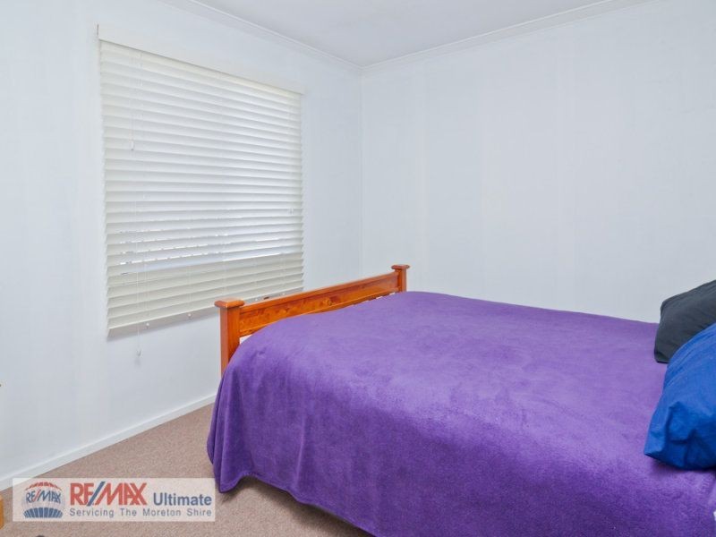 15 Amies Street, Beachmere QLD 4510