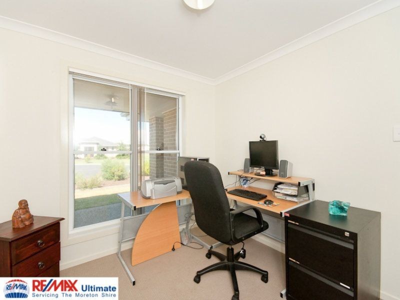 25 Dewdrop  Pl, Ningi QLD 4511