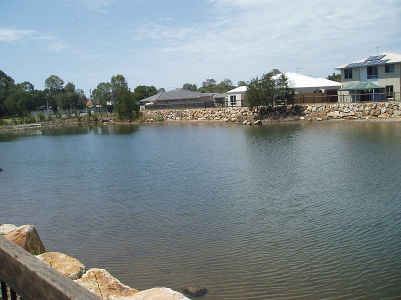 33 Adam Street, Beachmere QLD 4510