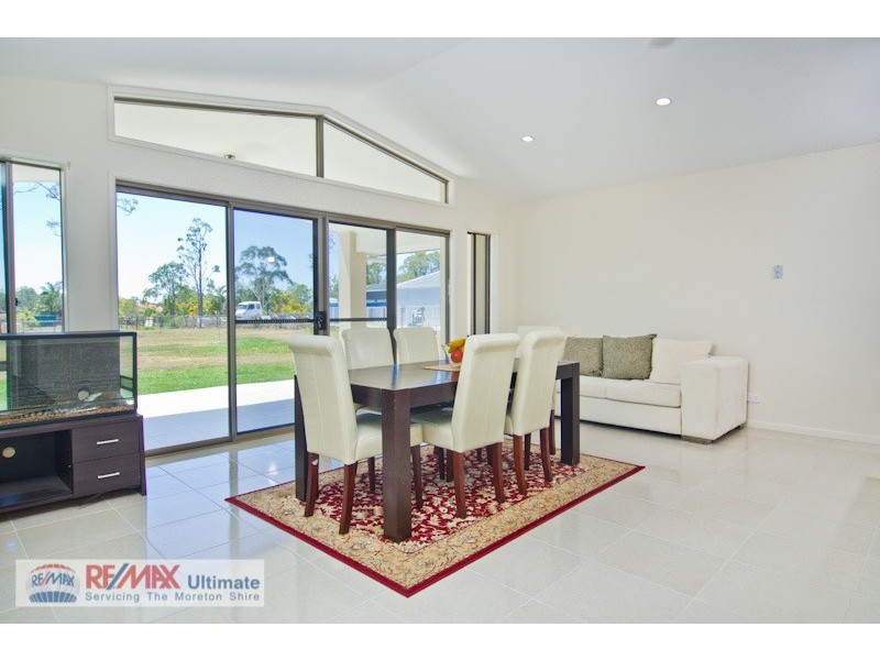 10 Cavanagh Place, Ningi QLD 4511