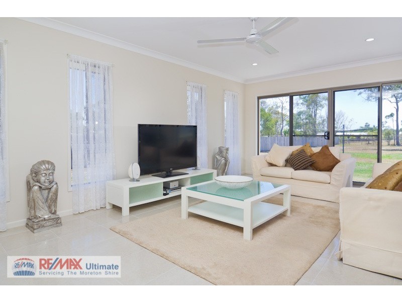 10 Cavanagh Place, Ningi QLD 4511