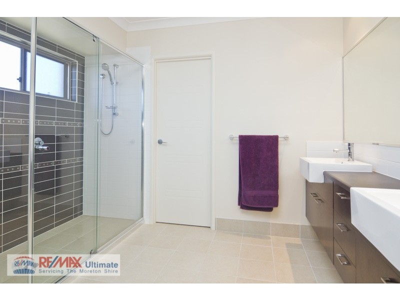 10 Cavanagh Place, Ningi QLD 4511