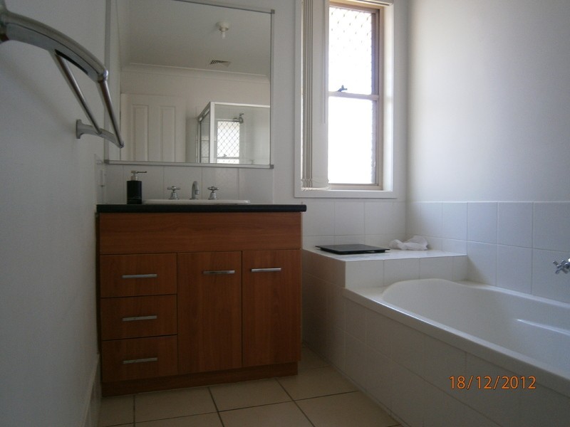 8 Hind Court, Bellmere QLD 4510