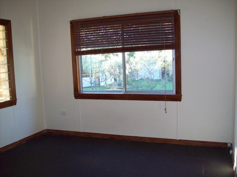 27 Moreton Terrace, Beachmere QLD 4510