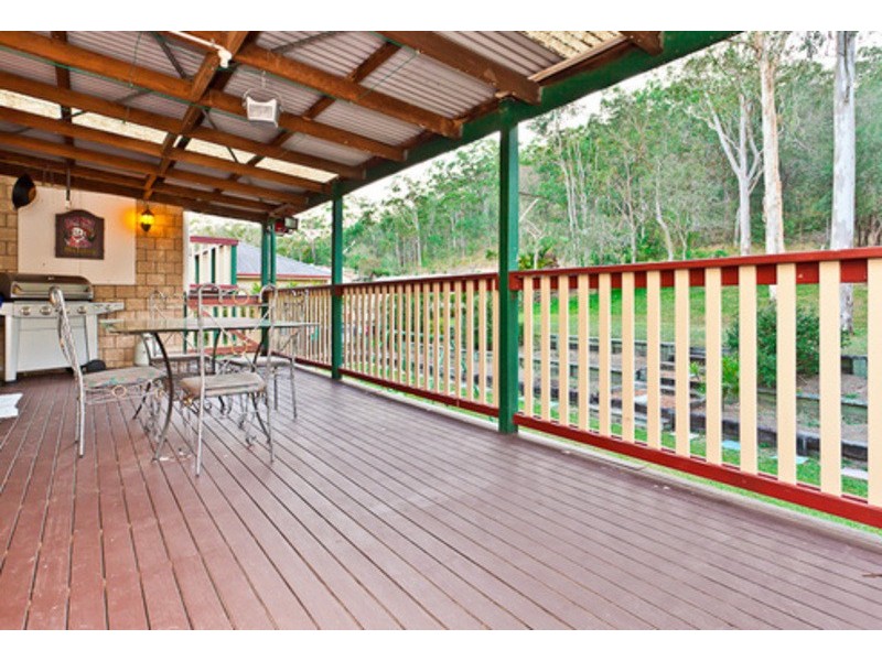 6 Duckwood Court, Elimbah QLD 4516