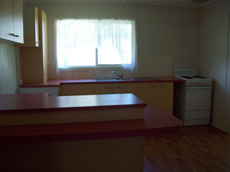 89  Biggs Avenue, Beachmere QLD 4510