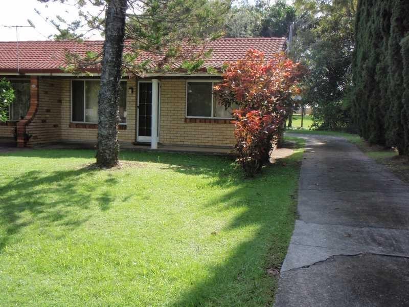 1/64 Coronation Avenue, Beachmere QLD 4510