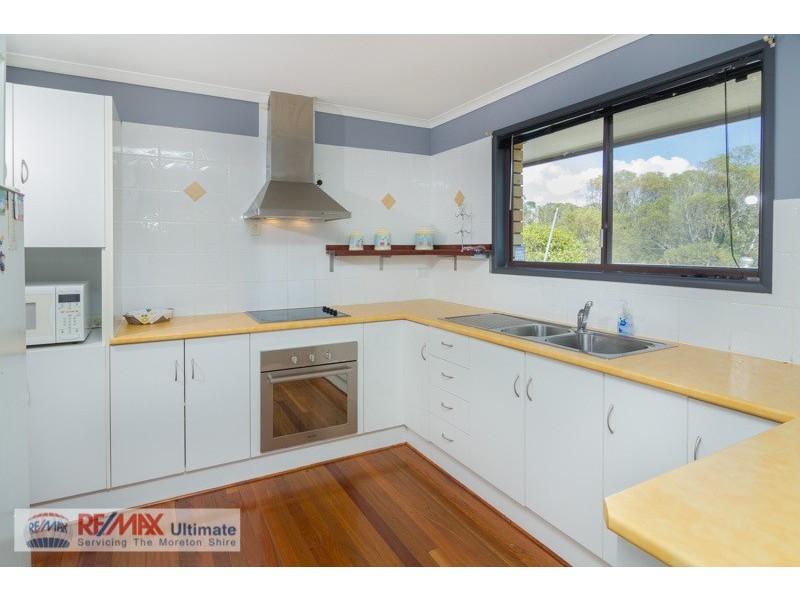 140 Bishop Road, Beachmere QLD 4510