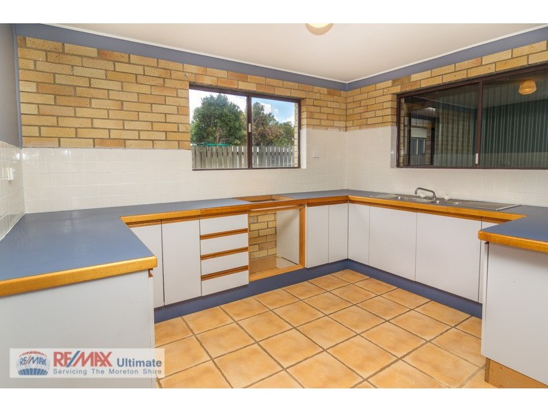 140 Bishop Road, Beachmere QLD 4510