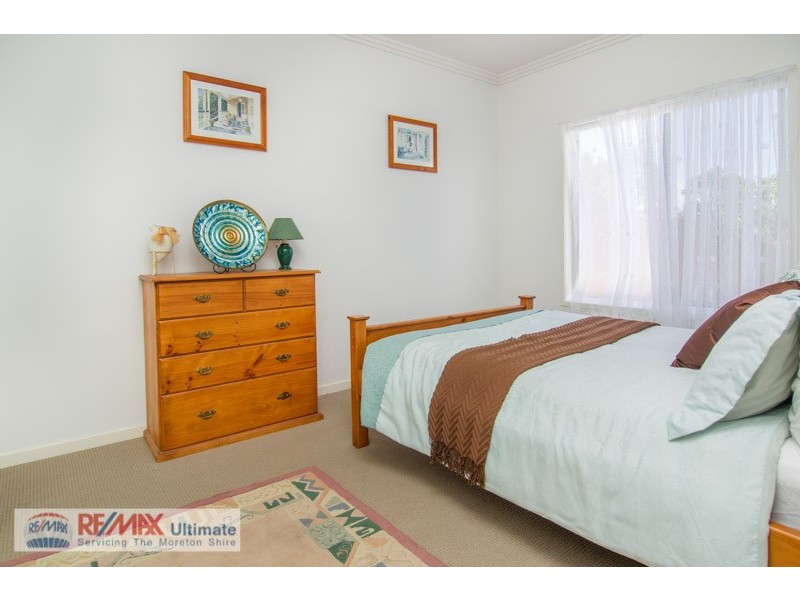 9 Sandheath Place, Ningi QLD 4511